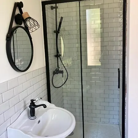 La Demeure Coloniale 2*