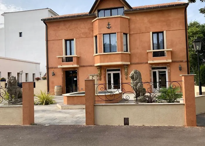 La Demeure Coloniale Hotel 2*